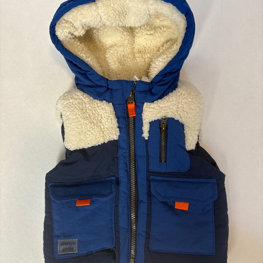 NWT Little Lad puffer vest with Sherpa lined hood 12 months